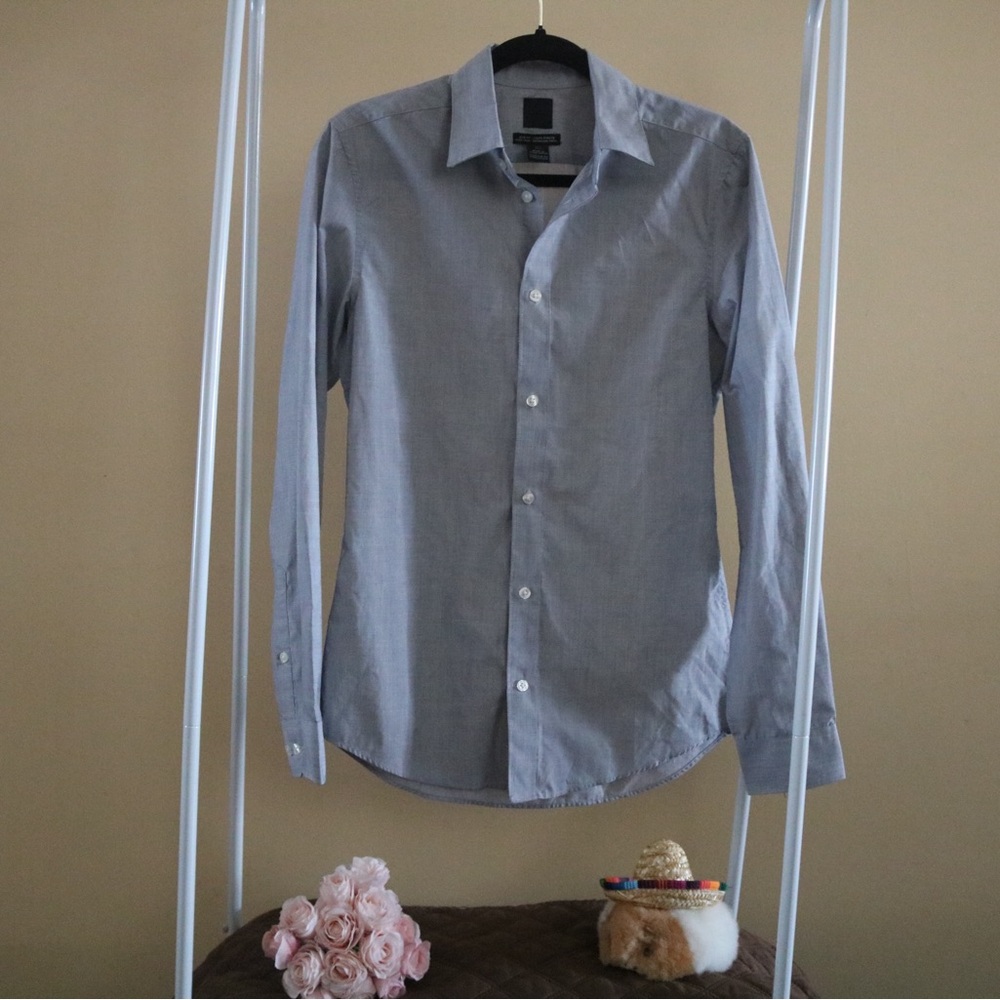 H&M Men's Gray Button-Up Shirt